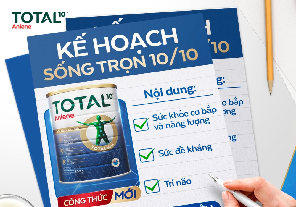 Sữa Anlene Total 10 hộp 800g hương vani với 27 Vitamin và khoáng chất và chứa Lactose thấp, giúp bổ sung hệ dưỡng chất cho người lớn trên 40 tuổi.